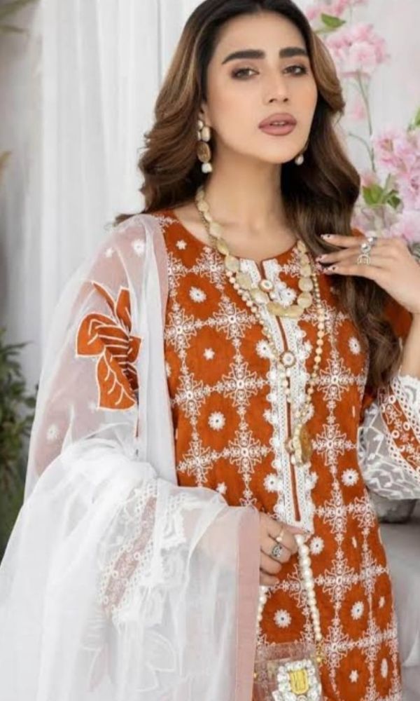 Lawn 3pc heavy embroidered unstitched suit with patchess